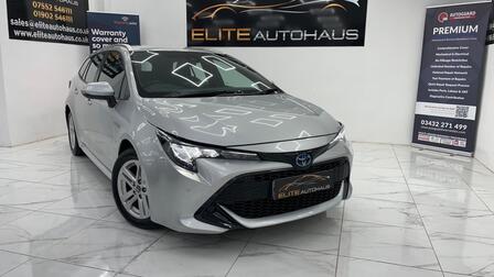 TOYOTA COROLLA 1.8 VVT-h Icon Tech